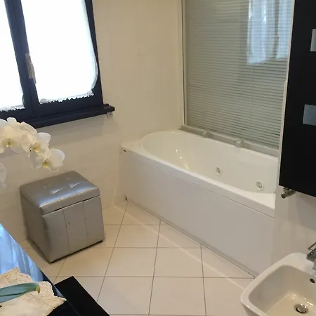 Luxury In Vatican Area Apartment *
