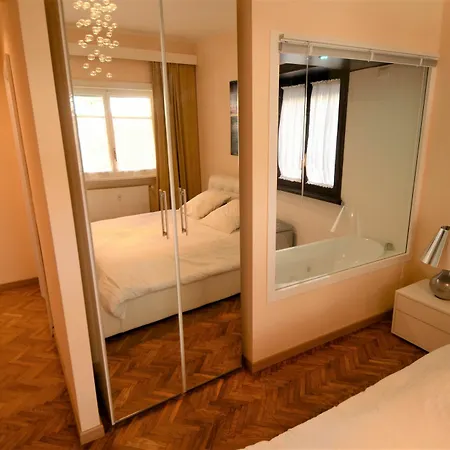 Luxury In Vatican Area Apartment