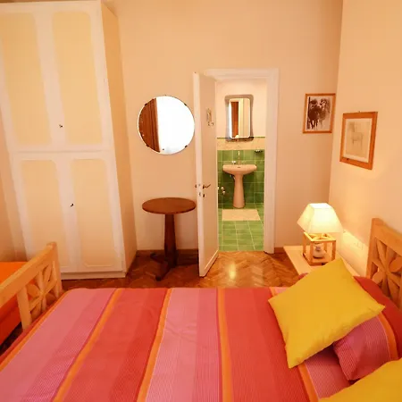 Luxury In Vatican Area Apartment