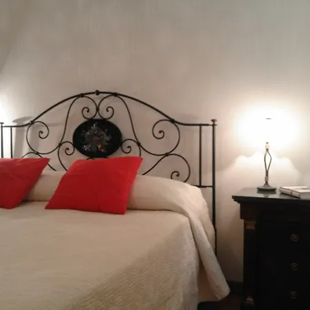 Guest house Center 4*