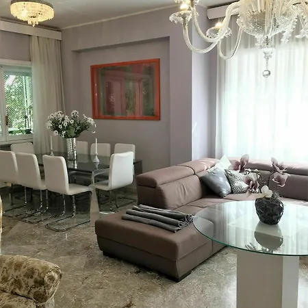 Luxury In Vatican Area Apartment