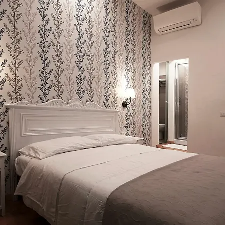 Domus Iuliae Vendégház 2*