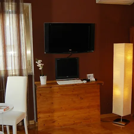Goodday Tor Vergata Bed & Breakfast 2*