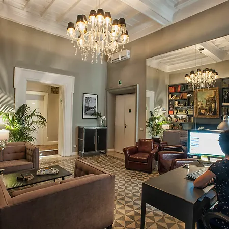 Terrace Pantheon Relais 4*