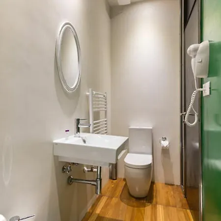 Guest house 5 For 7 People Near Coloseum