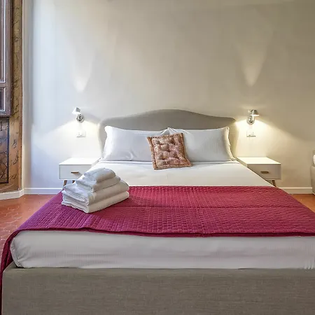 Terrace Pantheon Relais Hotel 4*