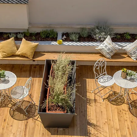 Urban Garden Hotel