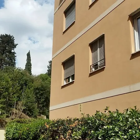 Holiday Home Roma Apartment *