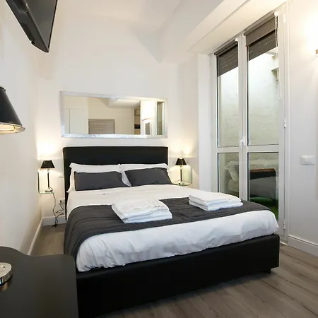 Brunelleschi Luxury Holidays Rom