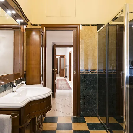 Lorenz Trastevere Hill 3* ローマ