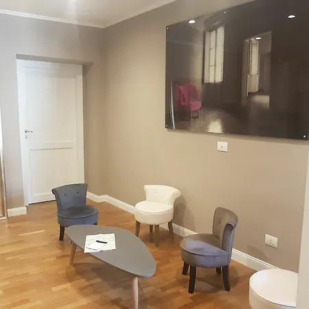 Maison Palazzo Taverna Hotel