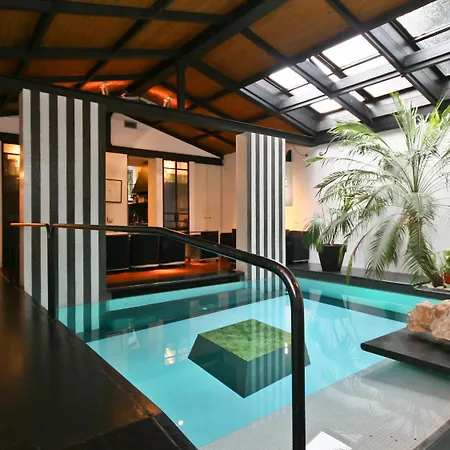 In Riari Garden Luxury *