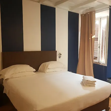 Maison Palazzo Taverna Rome