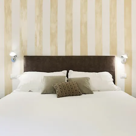 Maison Palazzo Taverna 3*