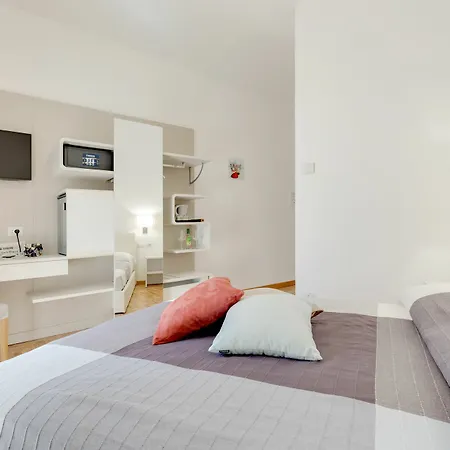 Guest house Dolce Luxury 2*