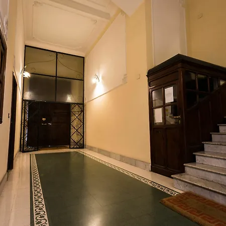 Guest house Arie Romane Guesthouse