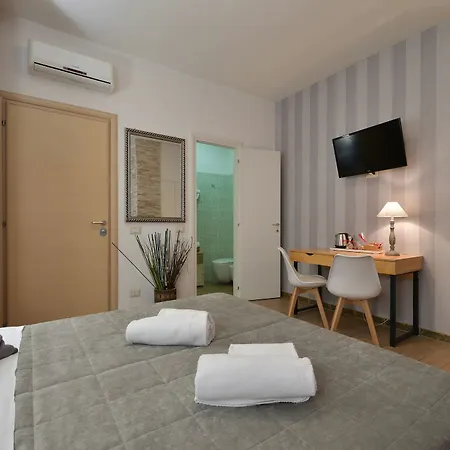 Guest house Santamaria 3*