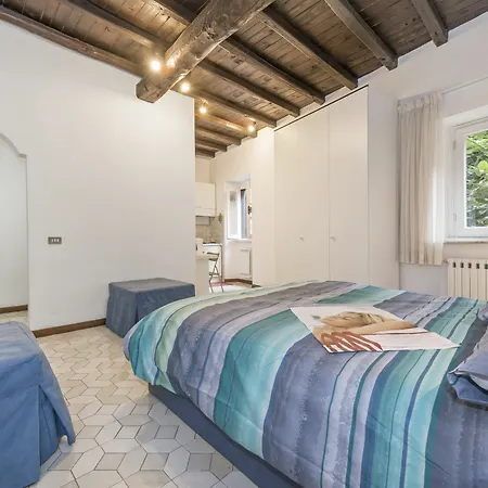 Romantica Apartments Apartment Rome