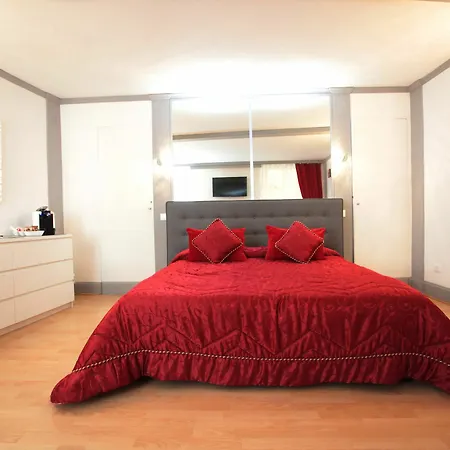 Luxury Fashion 5*