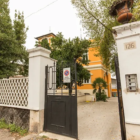 Bed & Breakfast Relais La Torretta Roma