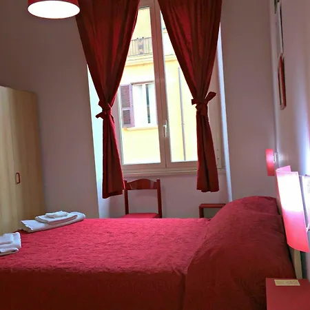Dama Di Guest house 3*