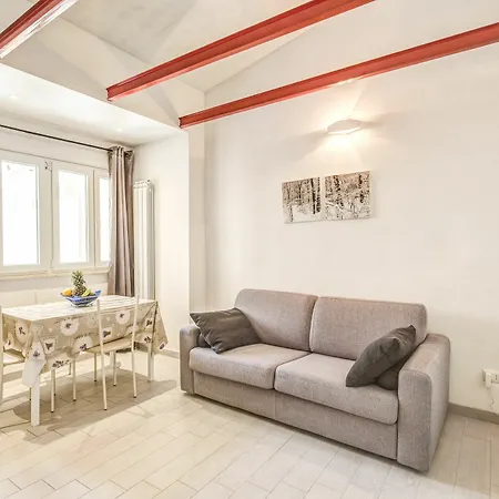 Bed & Breakfast Relais La Torretta 2*