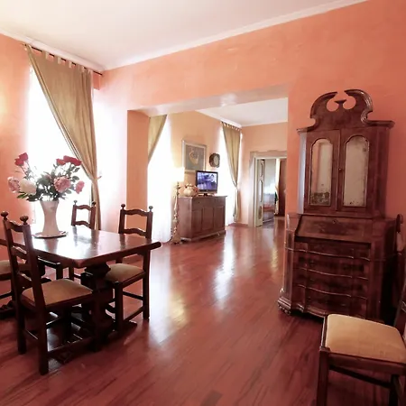 Sleep In Italy - Spanishsteps Apartment