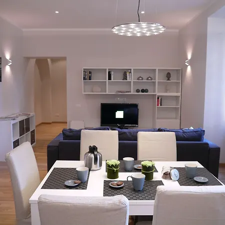 Apartment Sleep In Italy - Spanishsteps