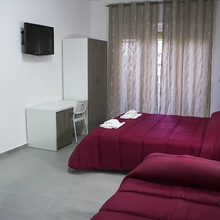 Tiburtina Royal Guest house