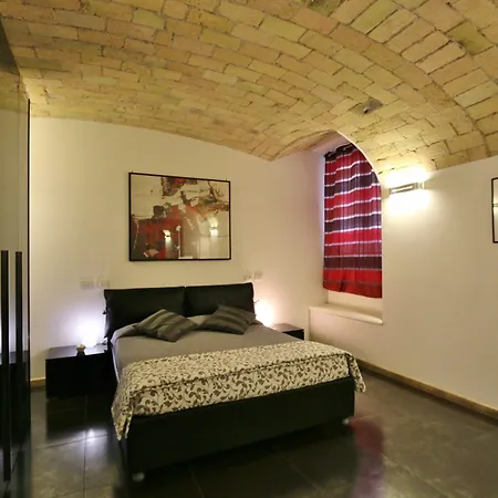 Residenza Adriana Affittacamere 2*