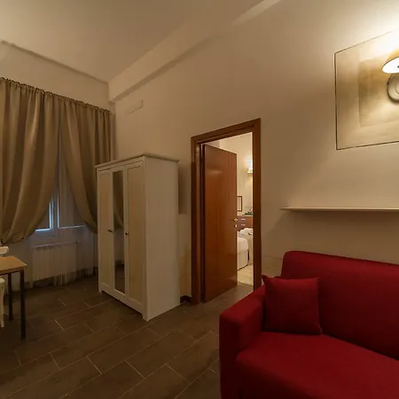 Vaticana Guest house 2*