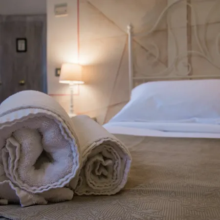 Vaticana Guest house 2*