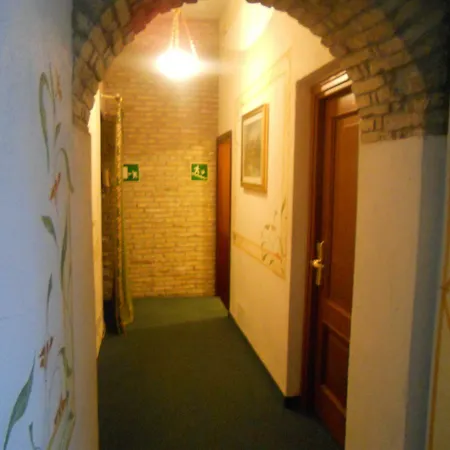 Trastevere Hotel 3*