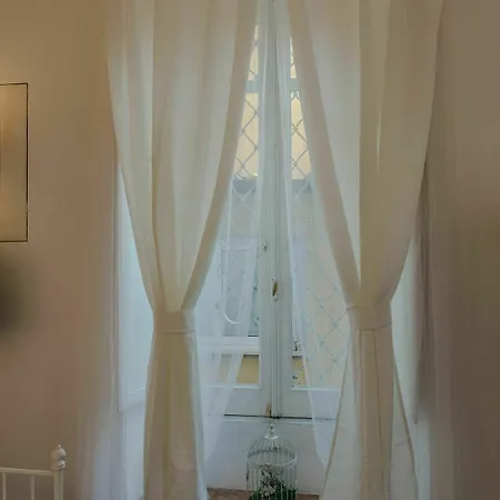 Vaticana Guest house 2*