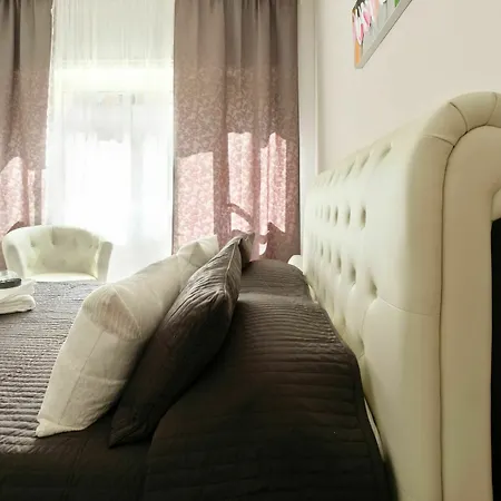 Affittacamere Pianeta 48 Roma