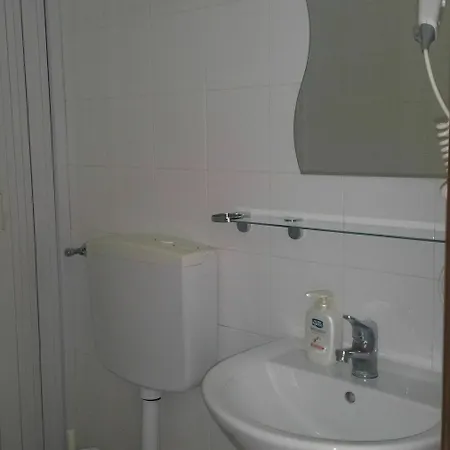 Girasole Guest house 2*