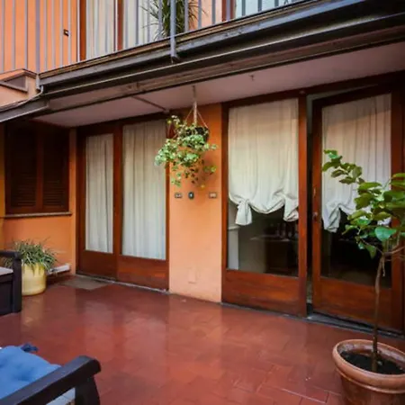 Cortile House Apartment