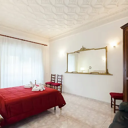 Caterina One O One - Embassy * Rome