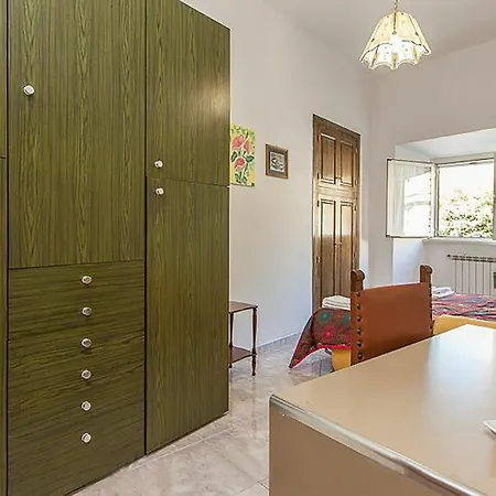 Apartment Caterina One O One - Embassy *