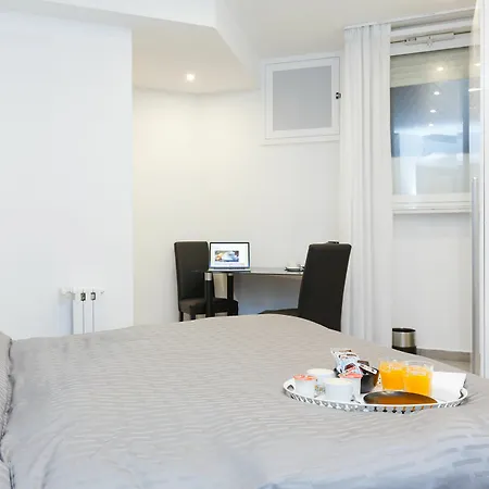 Domus Arena Guest house