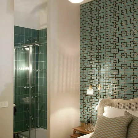 Santa Monica Townhouse Hotel *