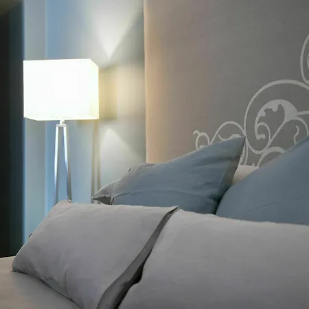 Guest house Santa Monica Townhouse 2*