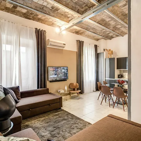 Wonderful Aquarium Apartment *