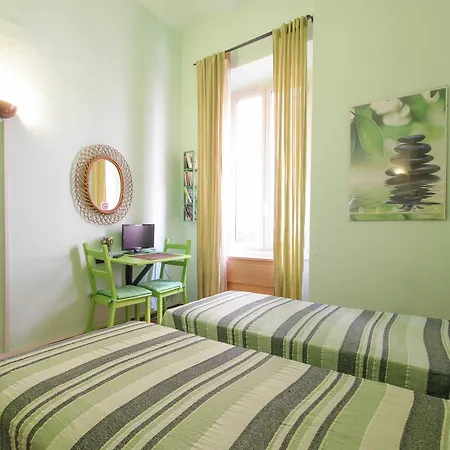 Sixbeds Guest house