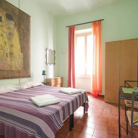 Sixbeds Rome