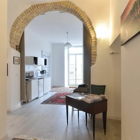 Roman Holidays Guest house