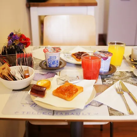 Vatican Bed & Breakfast 2*
