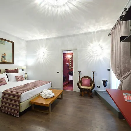 Condotti Guest house