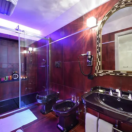 Condotti Guest house 3*