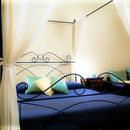 Hotel Domus Carmanello